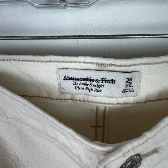 NWT Abercrombie & Fitch The Ankle Straight Ultra High Rise Cream Size 36 22 LONG - Picture 6 of 12